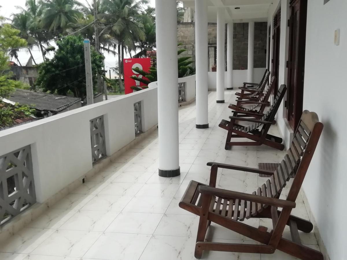 White Baby Hotel Hikkaduwa Exterior foto